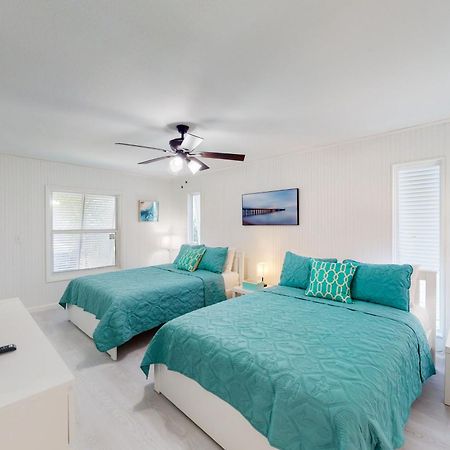 29 Palms Villa Bradenton Bagian luar foto